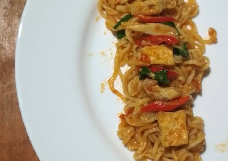 makanan Mie Goreng Mamak Malaysia a la Anak Kos Jadi, Bisa Manjain Lidah