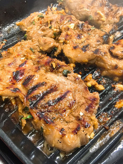 A picture of BBQ lamb.