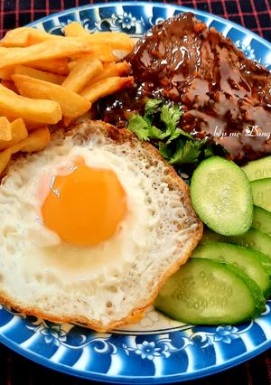 Hình của món Bò bít tết.