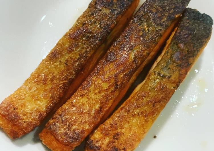 11 Resep: Salmon Crispy Skin ala Resto Untuk Pemula!