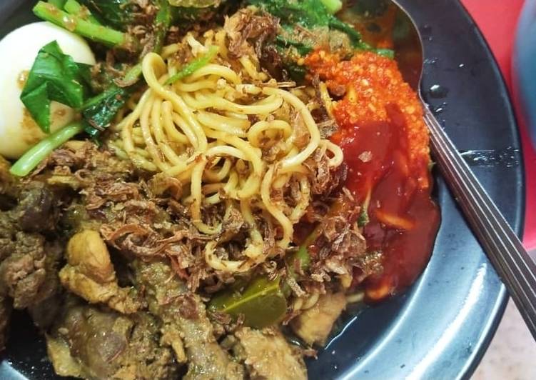 3. Mie ayam homemade 🍜