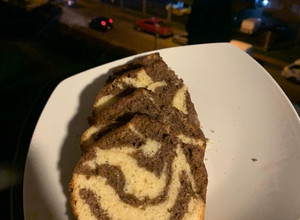 Una foto de Queque marmolado