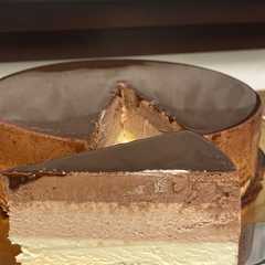 Foto di Torta Moderna ai 3 Cioccolati