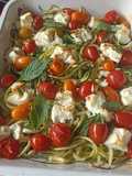 Spaghetti de courgettes, feta et tomates cerises