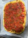 Coca valenciana de tomaca i pimentó