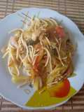 Tallarines con papas fritas