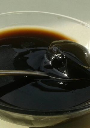 Hình của món Cao quy linh.