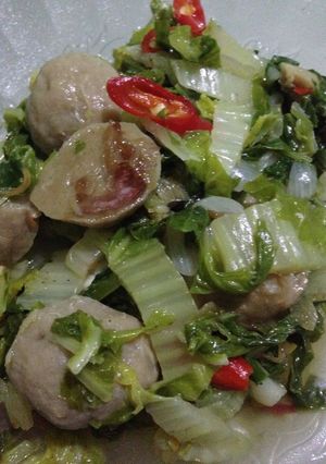 Foto resep Oseng sawi putih&Baso