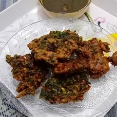 A picture of Palak pakory.