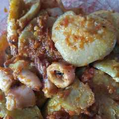 Jengkol cumi asin balado রেসিপির প্রধান ছবি