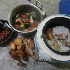 A picture of Nasi liwet kampung.