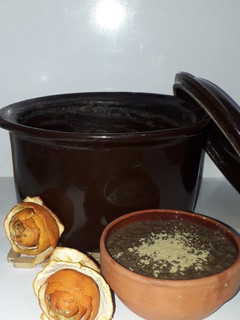 عکسی از دستور عدسی اصفهانی در ظرف سفالی