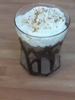 Una foto de Batido helado de coco y oreo