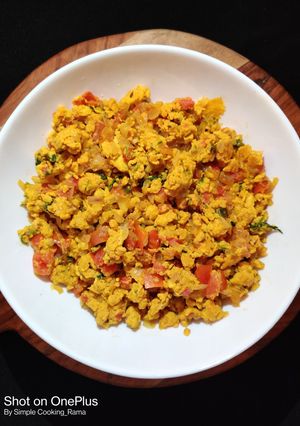 A picture of Akuri (Parsi Scrambled Egg).