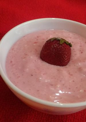 A picture of Strawberry curd.