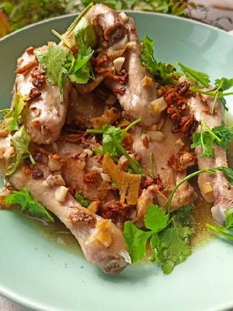 Langkah Mudah untuk Membuat Resep  Pek cam kee / ayam jahe metode kukus simple 😁 yang Menggugah Selera, Enak