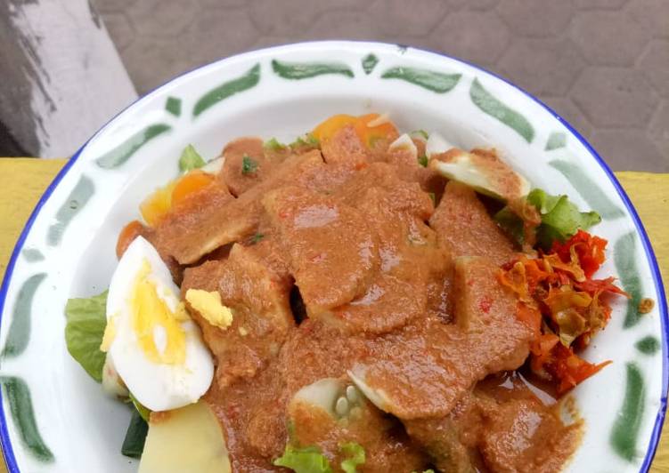 Rahasia Memasak Gado Gado Surabaya Yang Renyah