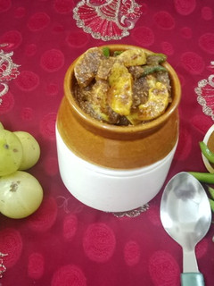 आंवले का अचार (Amle ka achar recipe in Hindi) रेसिपी मुख्य फोटो