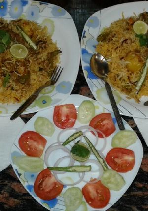 A picture of Bombay Chicken Biryani.