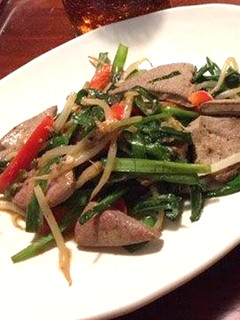 A picture of Stir-fried liver and chives.