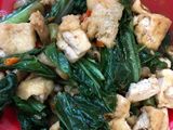 Tumis tahu dan sawi hijau