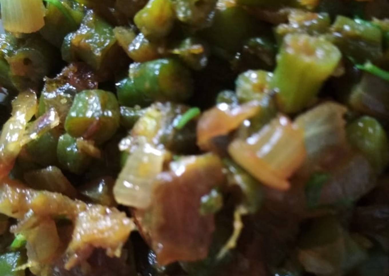 French beans onion fry