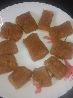 கேரட் மைசூர்ப்பா (Carrot mysore pak recipe in tamil) செய்முறை முக்கிய புகைப்படம்