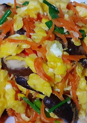 Foto resep Tumis telur orak arik wortel jamur