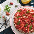 Tarte aux fraises, crème d’amande tonka et chantilly mascarpone
