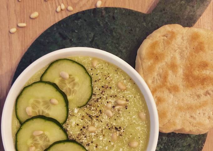 Gaspacho concombre chèvre avocat