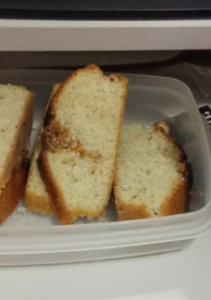 Una foto de Budín de coco y dulce de leche