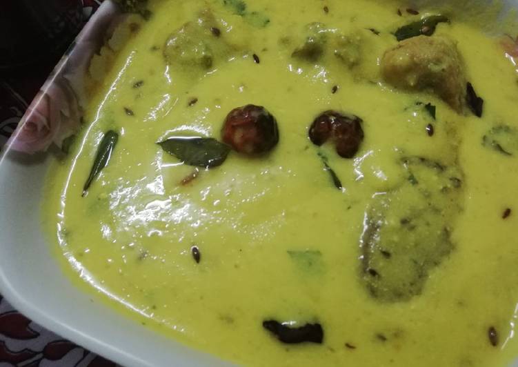 Dahi ki kadhi