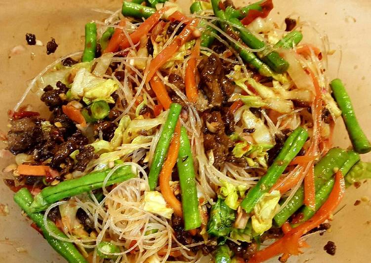 Step-by-Step Guide to Make Perfect Spicy Glass noodle salad