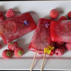 A picture of Berry Nice lolly.