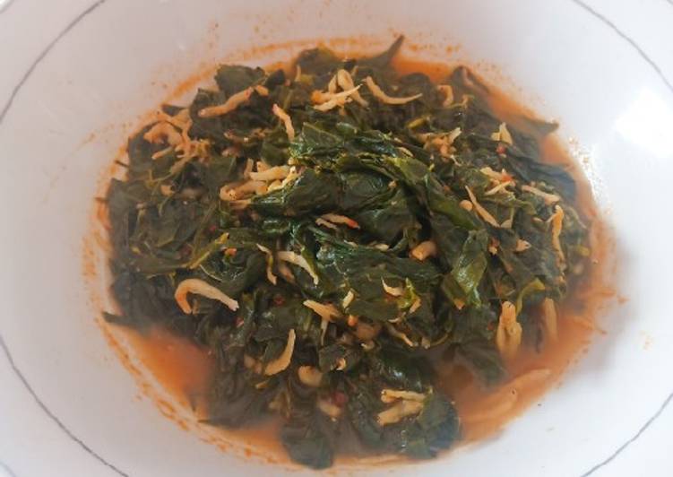 Cara Gampang Membuat Sayur daun ubi sambal + ikan teri (no santan), Lezat