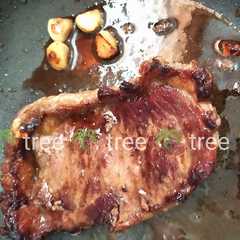 Sirloin steak rumahan 🥩 রেসিপির প্রধান ছবি