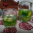 Es buah segar dan simple