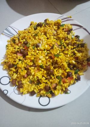A picture of Bombay bhel.