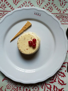 Una foto de Crema Helada de Turrón y Naranja