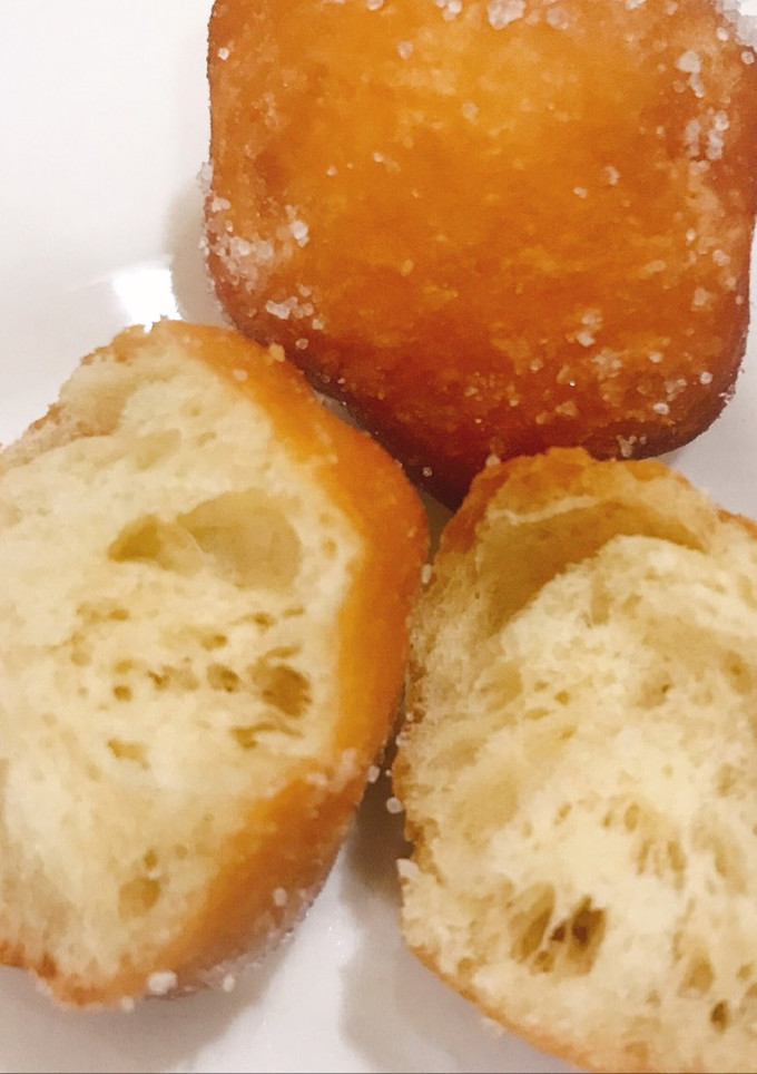 A picture of Round donut.