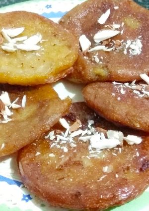 A picture of Banana malpua.