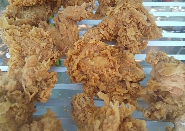 Kentucky/Fried Chiken Untuk Dijual atau Dikonsumsi Sendiri