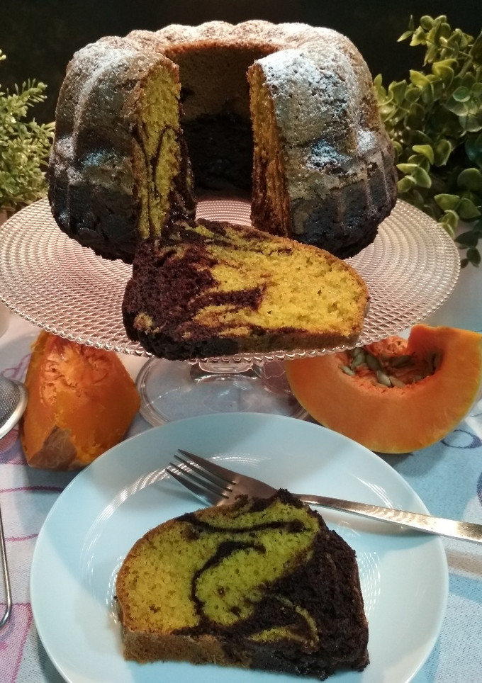 Una foto de Bundk cake de calabaza y chocolate