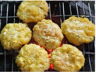ข้าวจี่ชุบไข่