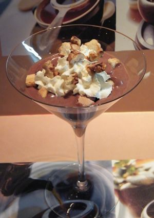 Baileys-es csokoládés pohárkrém recept fotója