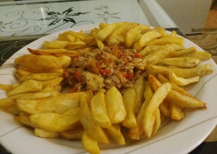 Recipe of Quick Chips with egg sauces