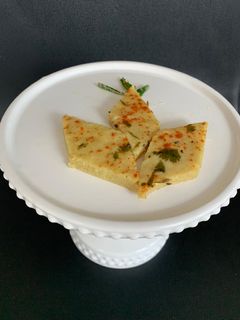 જુવાર ના ઢોકળા (Jowar Dhokla Recipe In Gujarati) રેસીપી મુખ્ય ફોટો