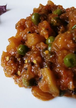 A picture of Roasted Eggplant with peas#weeklyjikonichallenge.