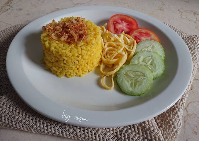 Resep: Nasi Goreng Kunyit Wajib Dicoba