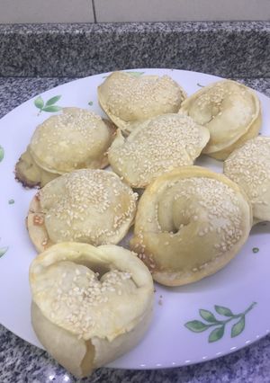 Una foto de Knishes de papa(vegano)